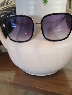 NINE WEST Square Women's Sunglasses - Black Frame with Purple Gradient Lenses